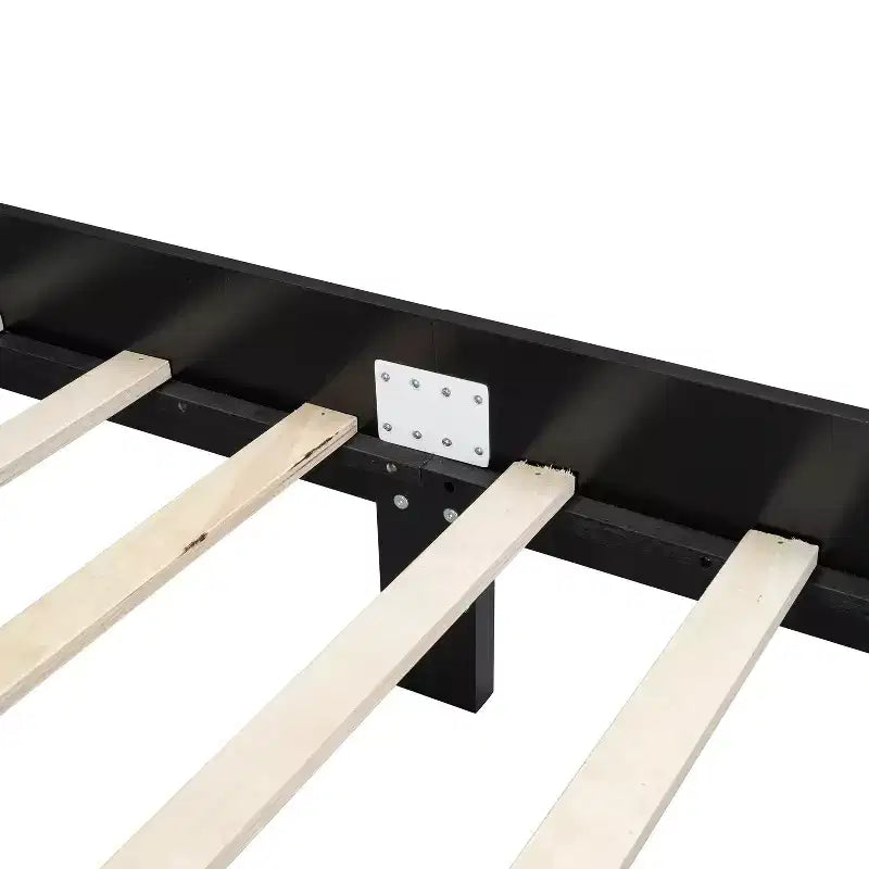 Queensize-Plattformbett aus Holz mit natürlichem Rattan-Kopfteil, Vintage-Bettgestell mit Lattenrost, Schwarz