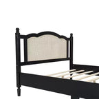Queensize-Plattformbett aus Holz mit natürlichem Rattan-Kopfteil, Vintage-Bettgestell mit Lattenrost, Schwarz